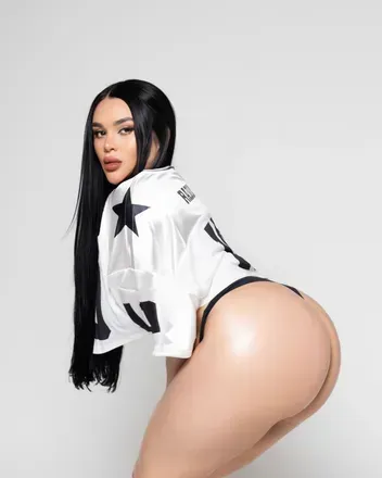 Diana Estrada (@dianaestrada) OnlyFans profile photo