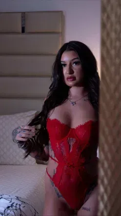 Aria Gore (@earthangelaria) OnlyFans profile photo