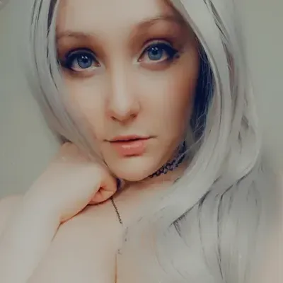 8bitYsera (@eightbitysera) OnlyFans profile photo