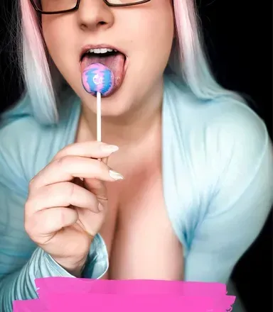 Eira Maroon (@eiramaroonfree) OnlyFans profile photo