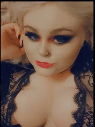 Elle Murrie (@ellemurrie) OnlyFans profile photo