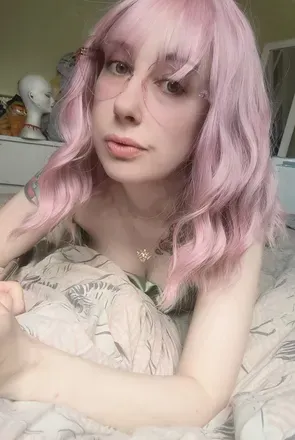 EB (@elliebytes) OnlyFans profile photo