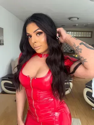 Emily TS (@emilysales19) OnlyFans profile photo