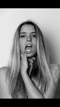 Emma Rose (@emmarosexoxoxo) OnlyFans profile photo