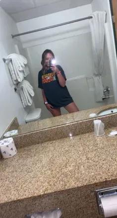 Emma (@emmmmmmma33) OnlyFans profile photo