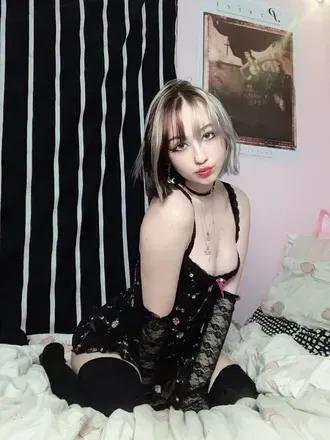 Sass Pancakes (@emobimbo420) OnlyFans profile photo