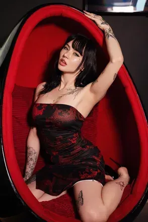 Eva Ray (@evaray) OnlyFans profile photo