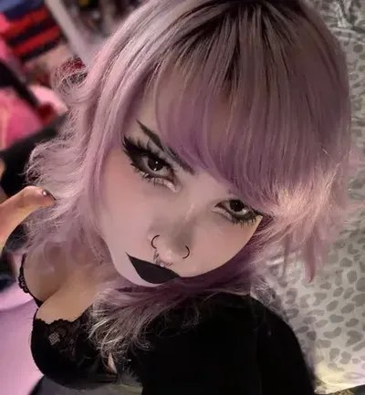 Emi . (@evilgirll) OnlyFans profile photo