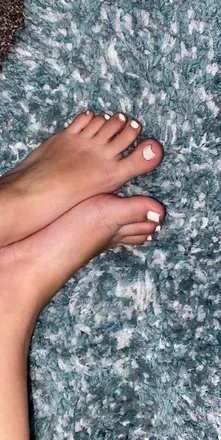 @f33tgirl24 OnlyFans profile photo