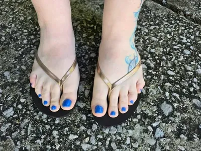 @feetandfrills OnlyFans profile photo