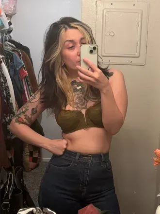 Kat (@felinefatale) OnlyFans profile photo