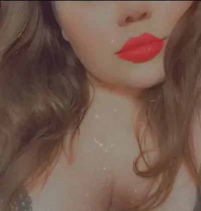Lupine Fields (@fieldsoflupine) OnlyFans profile photo