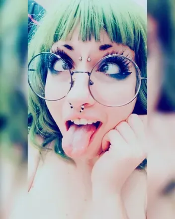 Bunni (@fluffibunnibutt) OnlyFans profile photo