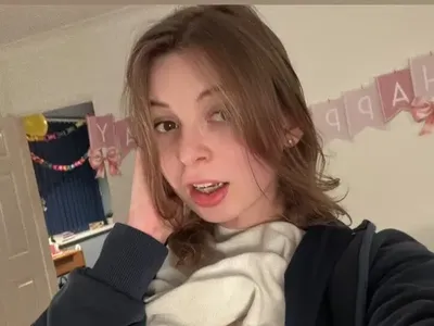 Alice (@fr3ddii) OnlyFans profile photo