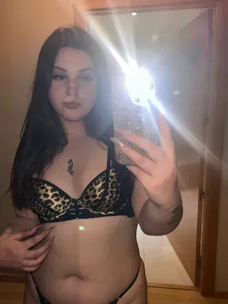 Lita (@fvckinglita) OnlyFans profile photo