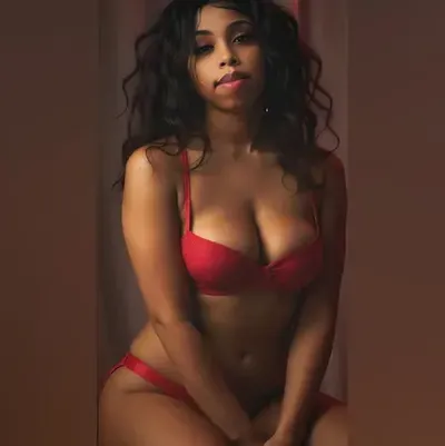 @g0ldenbae OnlyFans profile photo