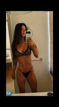 Giannina Luján (@gianninalujanoficial) OnlyFans profile photo