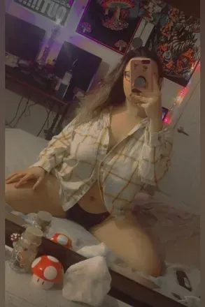 @goddessbellaaa OnlyFans profile photo