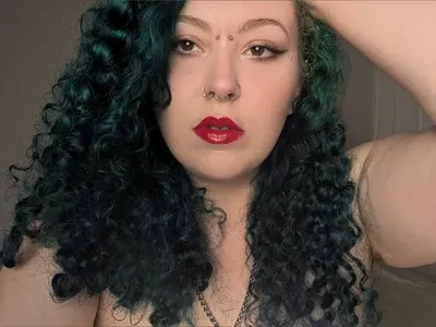 @goddessellestar OnlyFans profile photo
