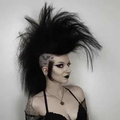 Liz (@gothlizard) OnlyFans profile photo