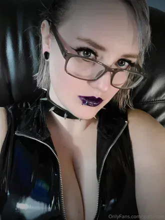 @gothrosie OnlyFans profile photo