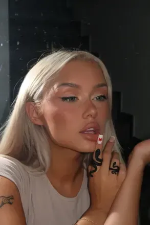 Ela (@gwendolynceline) OnlyFans profile photo