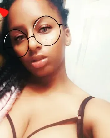 HarmoniiQuinn (@harmoniiquinnfree) OnlyFans profile photo