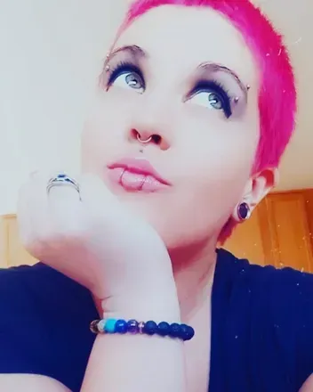 Luna moon (@heavenl44774591) OnlyFans profile photo
