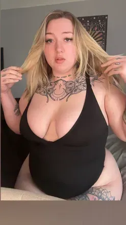 Katie (@hellokittykutie) OnlyFans profile photo