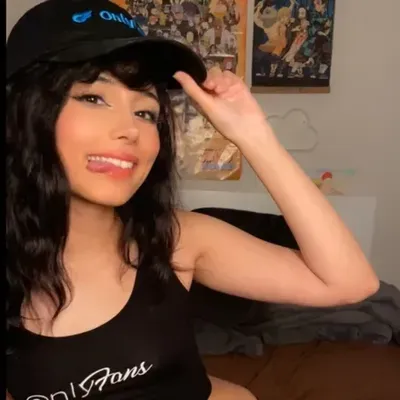 Hina (@hinawynne) OnlyFans profile photo