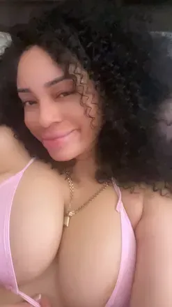 Honey Fire (@honeyfire) OnlyFans profile photo