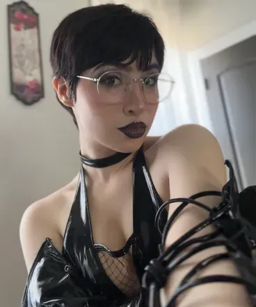 Huni (@hunilily) OnlyFans profile photo