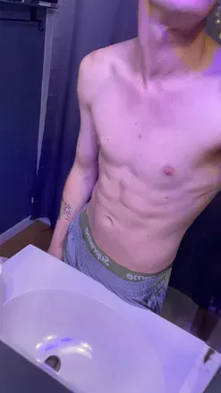 @ikella1992 OnlyFans profile photo