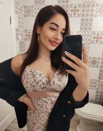 Sara (@inimitable_sara) OnlyFans profile photo
