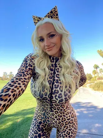 Holly Day (@itshollyday) OnlyFans profile photo