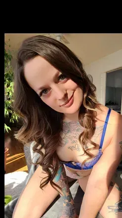 Nova (@ivynovaxox) OnlyFans profile photo