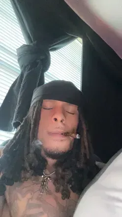 Lo (@j1mmyneutr0nn) OnlyFans profile photo