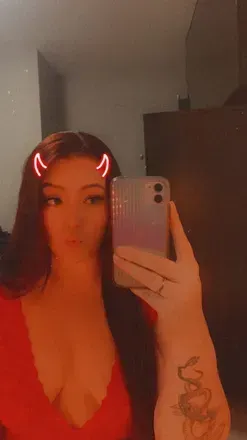 Jennifer (@jenn3005) OnlyFans profile photo