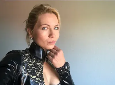 Jenni Czech (@jenni_czech) OnlyFans profile photo