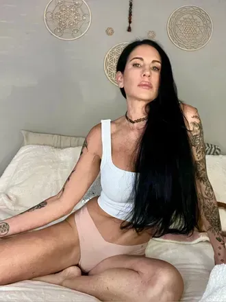 Jen Seidel (@jenseidelartist) OnlyFans profile photo