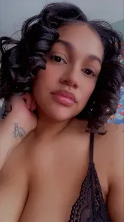 Jessica Karadolian (@jessicakaradolian) OnlyFans profile photo