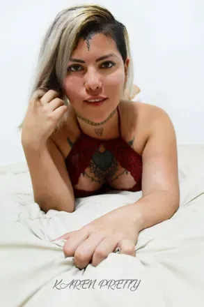 Karen Pretty (@karenpretty) OnlyFans profile photo