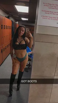 Kenz (@kenzieturnerrr) OnlyFans profile photo