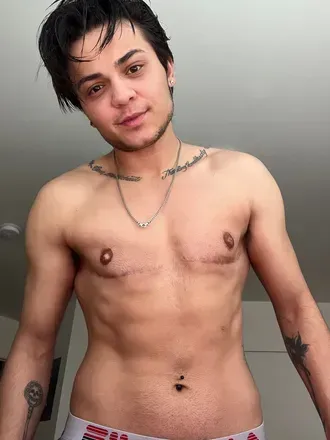 Nicky Zeal (@knickerz_off) OnlyFans profile photo