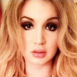 Kristi Lacroix (@kristilacroix) OnlyFans profile photo