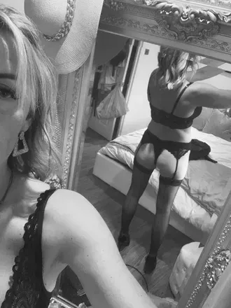 Krystal (@krystalx12) OnlyFans profile photo