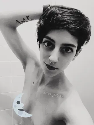 @l0tus_bl00m OnlyFans profile photo