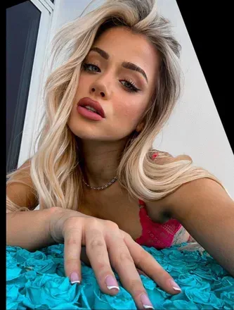 Greta De Santi (@lady_s_dreamer) OnlyFans profile photo