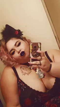 @ladyhowlbrookofficial OnlyFans profile photo