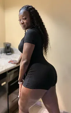 Coco Chanel (@ladyycupcakes) OnlyFans profile photo